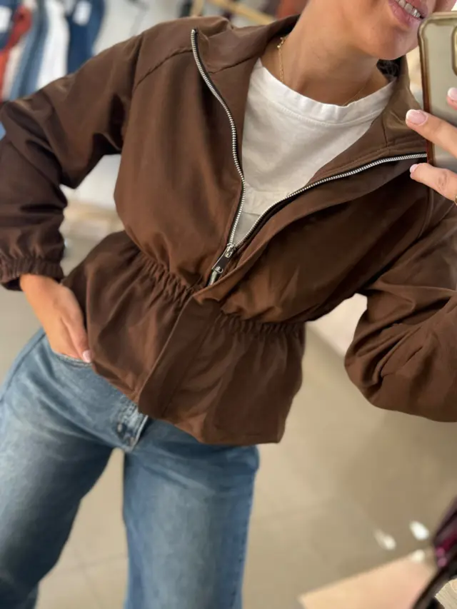 BOMBER